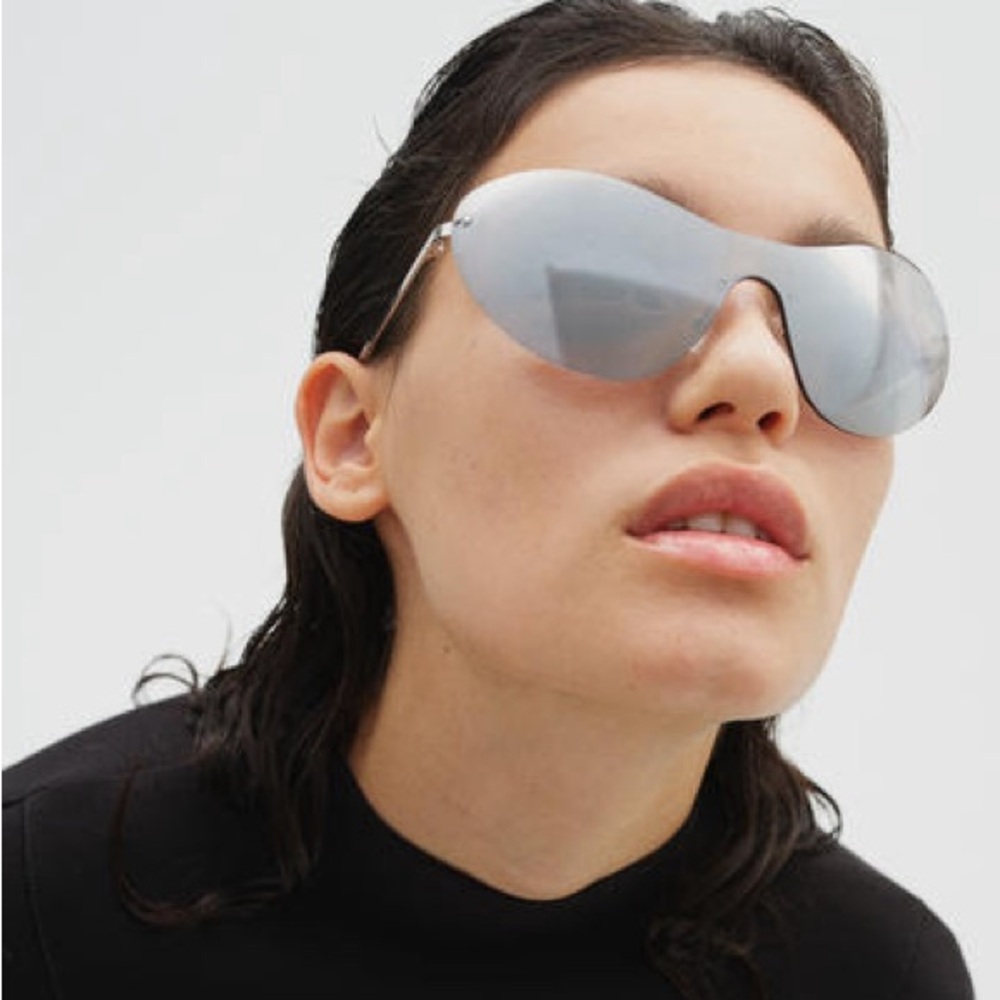 H&M Gray Shield Sunglasses with Mirror Finish